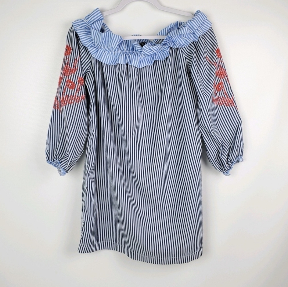 Romeo and Juliet off the shoulder dress sz medium